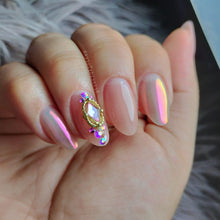 Cargar imagen en el visor de la galería, Efecto Aurora Camaleón Lovely Nails
