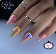 Cargar imagen en el visor de la galería, Efecto Aurora Camaleón Lovely Nails
